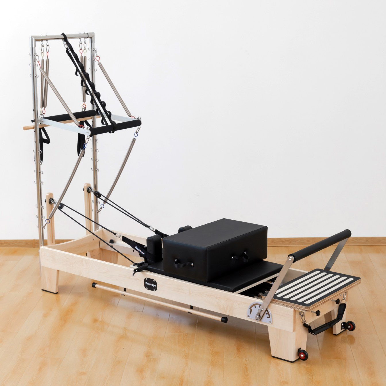 M1 Pro Classic uudistaja tornilla