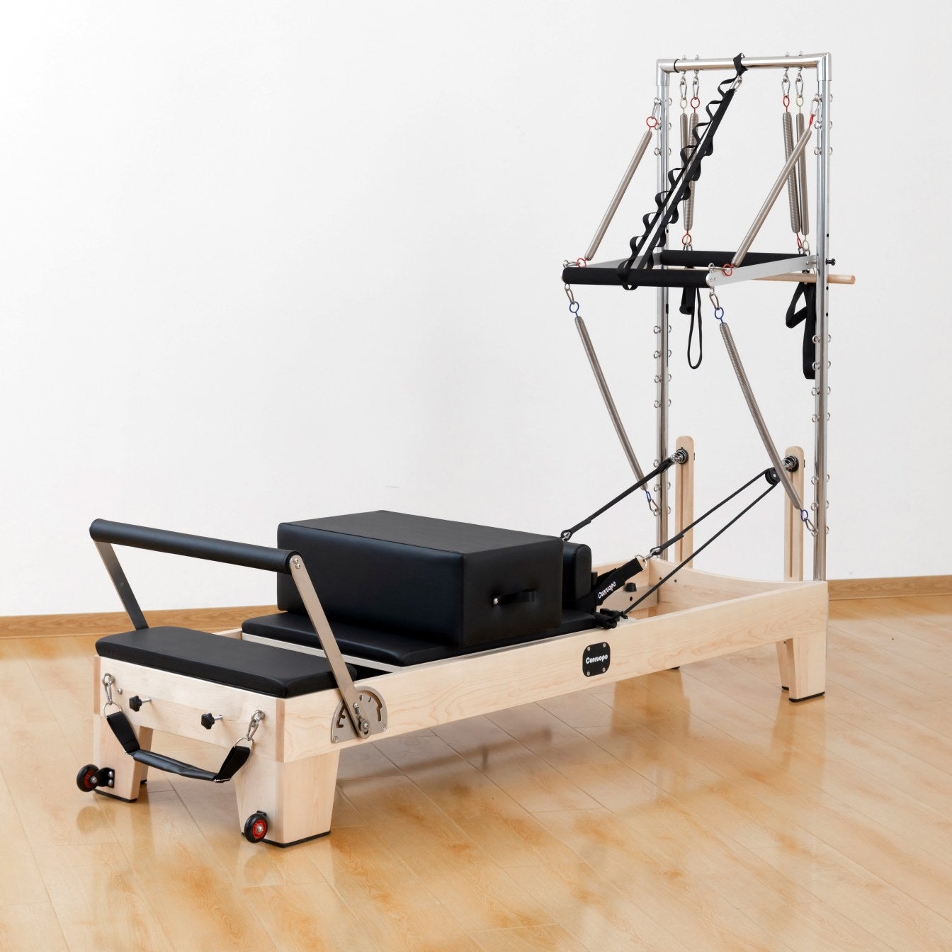 M1 Pro Classic uudistaja tornilla