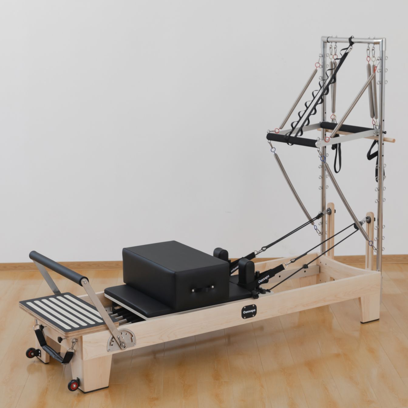 M1 Pro Classic uudistaja tornilla